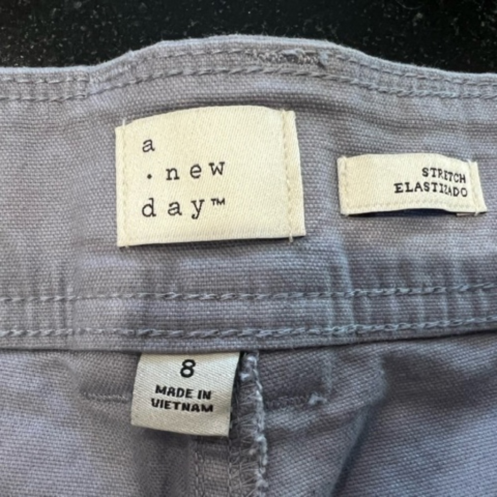 Women's Shorts White size 8